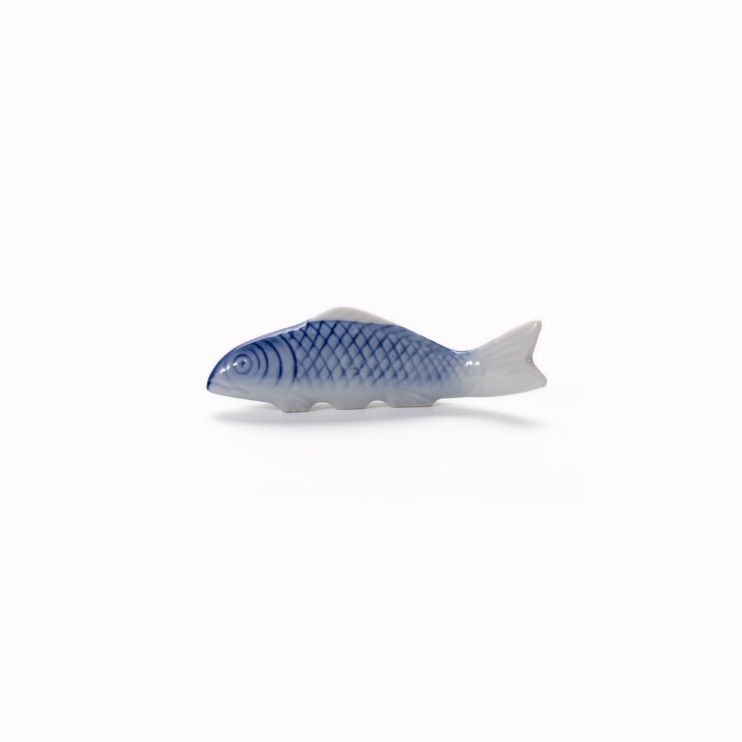 Minoyaki Porcelain Blue and White Fish Chopstick Rest