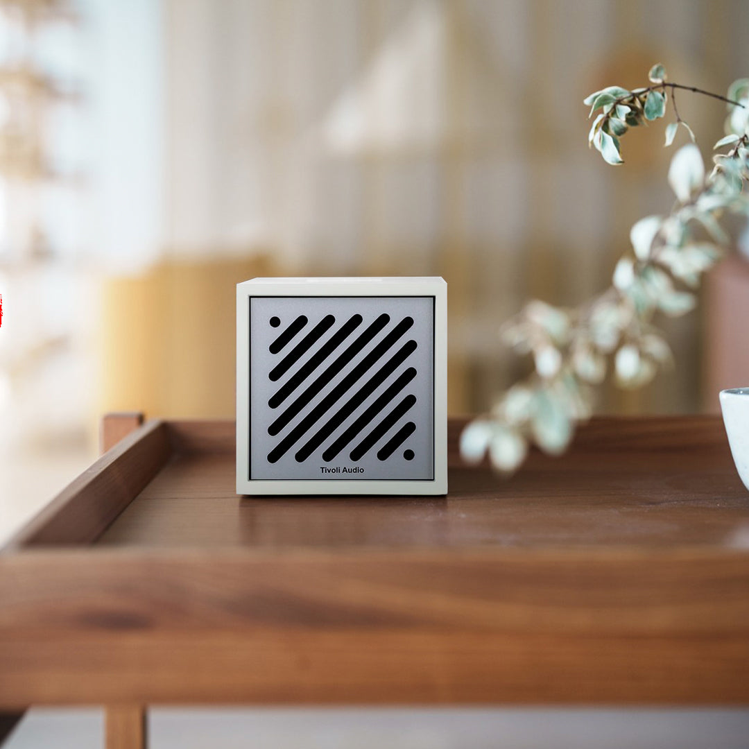 Boutique | Bluetooth Speaker | White