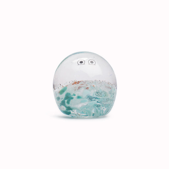 The stunning Crystal Blob provides a contemporary ornamental colour punch and personality to your home décor, and some shapes may even double as a highly decorative paper weight