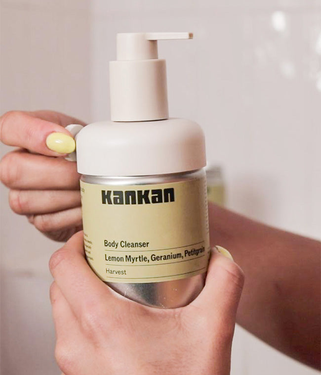 kankan can with pump lid in models hands