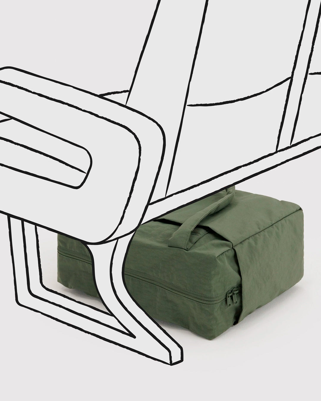 Made from recycled heavyweight nylon in a muted green colourway, it holds its shape without feeling rigid.