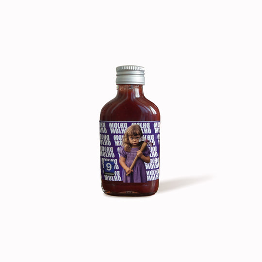 Carolina is Molho Molho at its most intense. Built around Carolina Reaper chillies and balanced with fruit notes and sharp acidity, it delivers explosive heat without losing control.