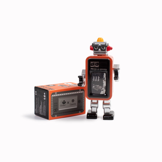 Each one has roots in nostalgic popular culture with 'Classic TV' based on a vintage TV with static screen. This Tinbot can be posed both horizontally and vertically and is a collab with geek culture brand, Classicbot.
