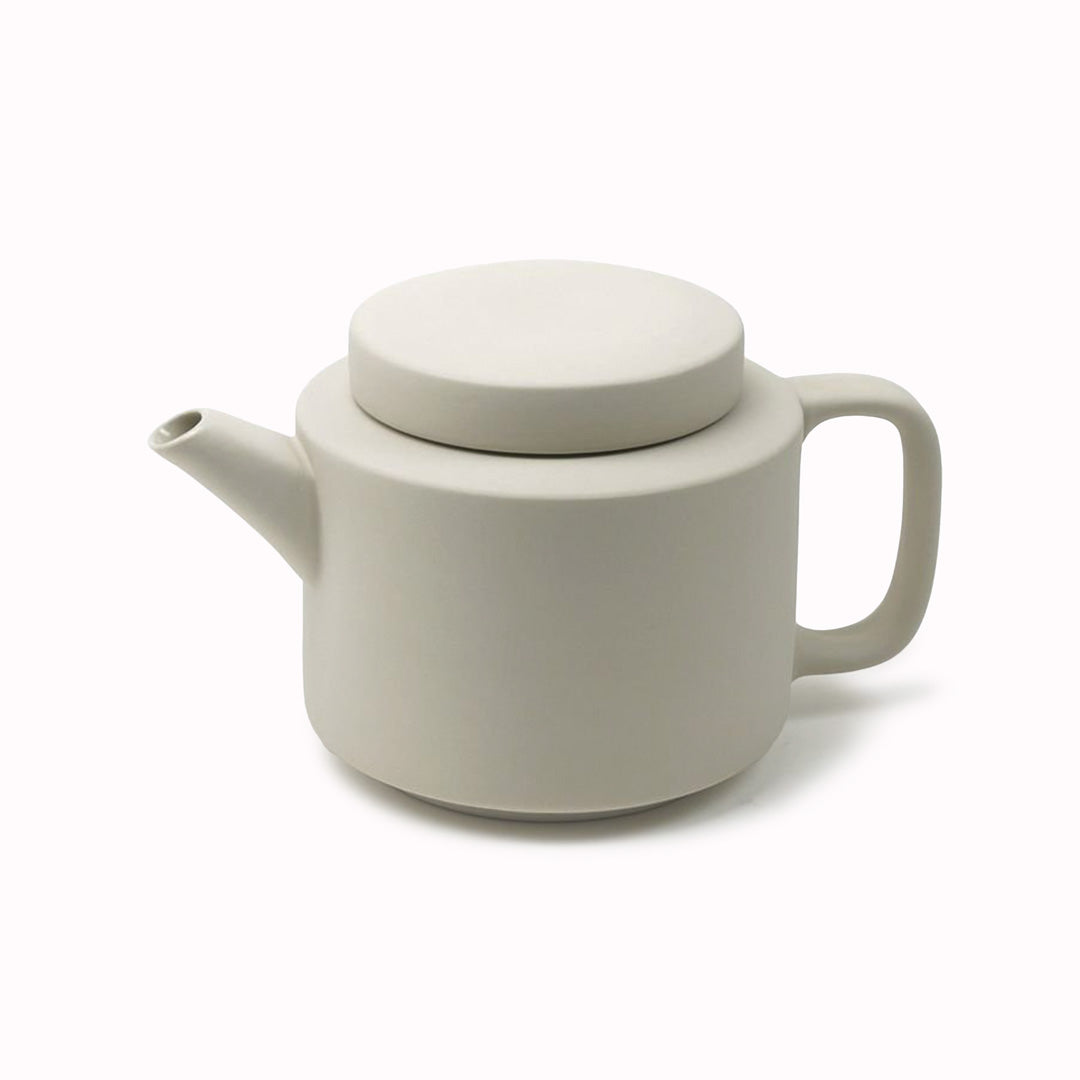 Large stoneware teapot from Dutch company Kinta who produce contemporary ceramics and homeware. The large teapot is clay grey in colour, with a soft matt exterior finish.
