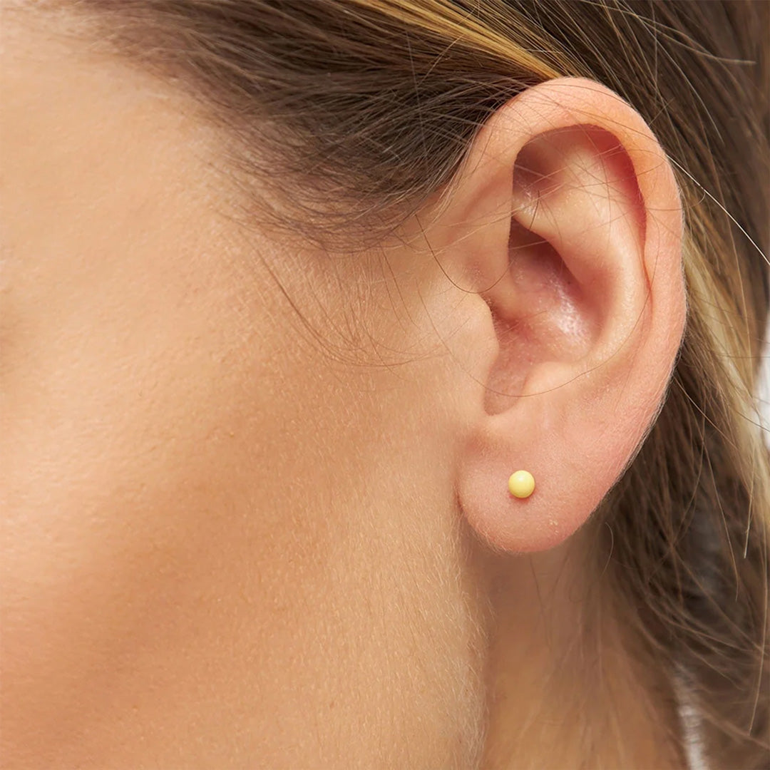Yellow colour Ball - The Colour Ball stud earrings from LULU Copenhagen are little pops of vibrant colour