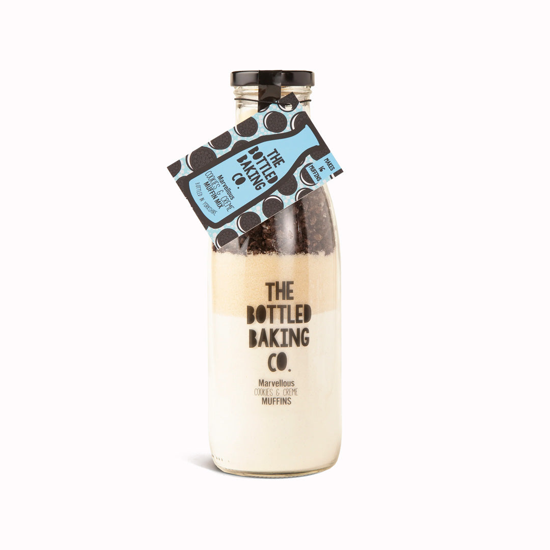 The Marvellous Muffin Mix from The Bottled Baking Co doesn't mess around - it's as heavenly as it sounds! Enjoy a delicious blend of creamy white chocolate and Oreo pieces
