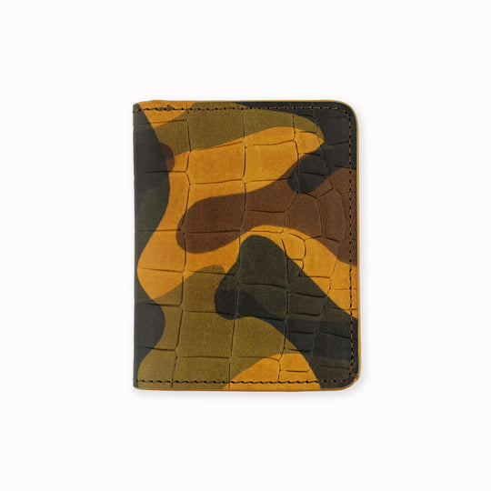 A slim leather wallet from Escuyer, in a classic Camouflage print with Crocodile effect pattern. Handmade by Portuguese artisans from leather sourced from a tannery in Tuscany, Italy.&nbsp;