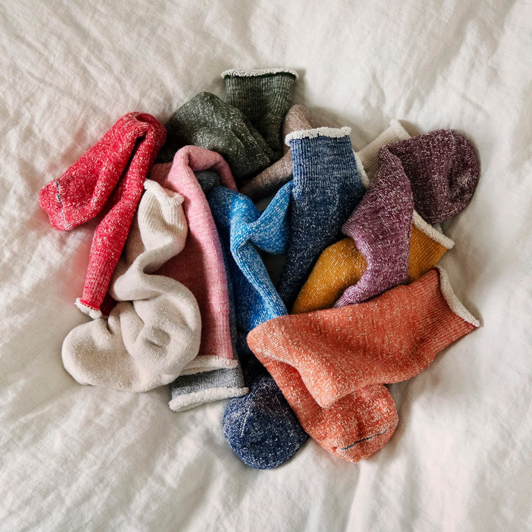RoToTo's Double Face Socks are a testament to the brand's commitment to creating high-quality, durable 'lifelong consumables'. Inspired by mountaineering socks they offer a unique double face design.
