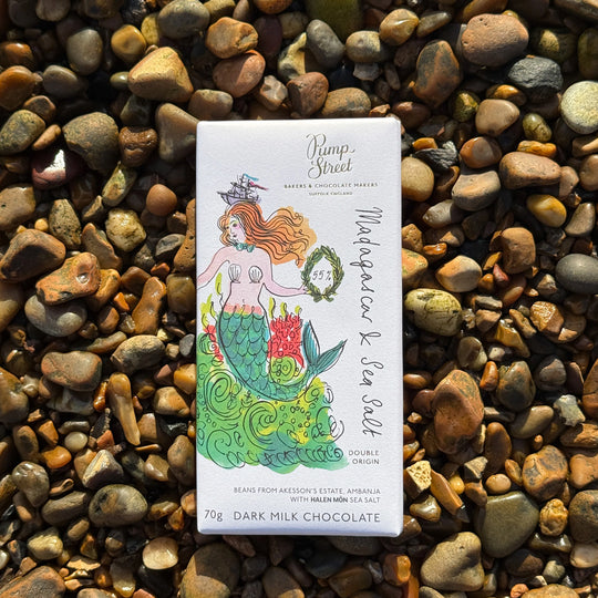 This is the first bar by Pump Street Chocolate to celebrate a double origin - both the beans and the sea salt. 