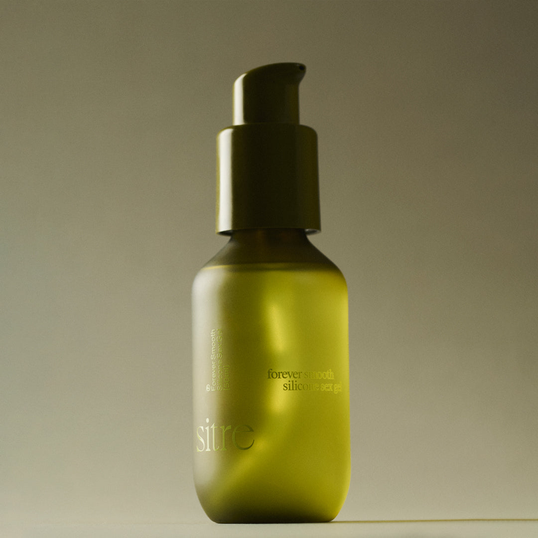 This 50ml travel-friendly bottle is packed with allergy-friendly and non-toxic silicone gel, offering a persistent, silky glide that won't dry out or require constant reapplication.&nbsp;