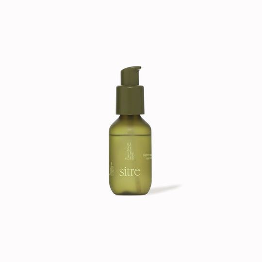 This 50ml travel-friendly bottle is packed with allergy-friendly and non-toxic silicone gel, offering a persistent, silky glide that won't dry out or require constant reapplication.