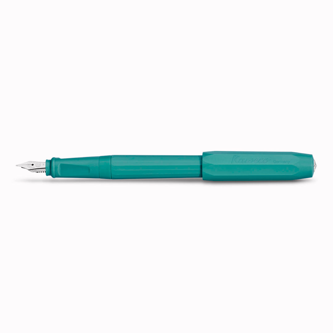 Breezy Teal - Perkeo is designed as an accessible entry into the brand, it features a full-length, lightweight body with an ergonomic grip for comfortable writing.