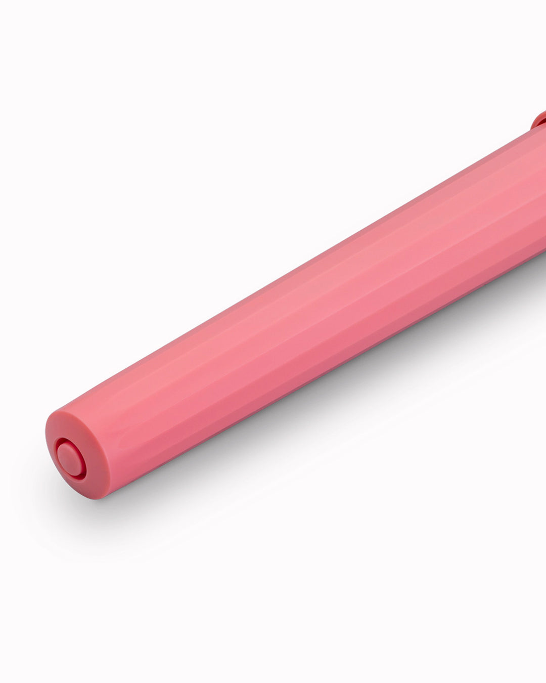 Peony Blossom - Perkeo is designed as an accessible entry into the brand, it features a full-length, lightweight body with an ergonomic grip for comfortable writing.