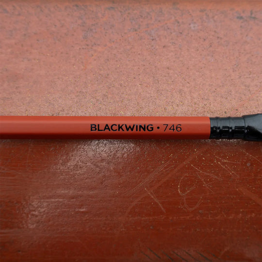 The Blackwing Vol. 746 pencil in 'International Orange' is inspired by the orange colour of the iconic San Francisco Golden Gate Bridge.