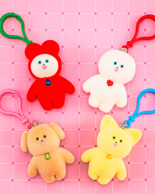 There are 4 designs, with the premise that little Yopi-chan transforms into different foods: Tamagoyaki, Mitarashi Dango, Apple and Marshmallow.&nbsp;