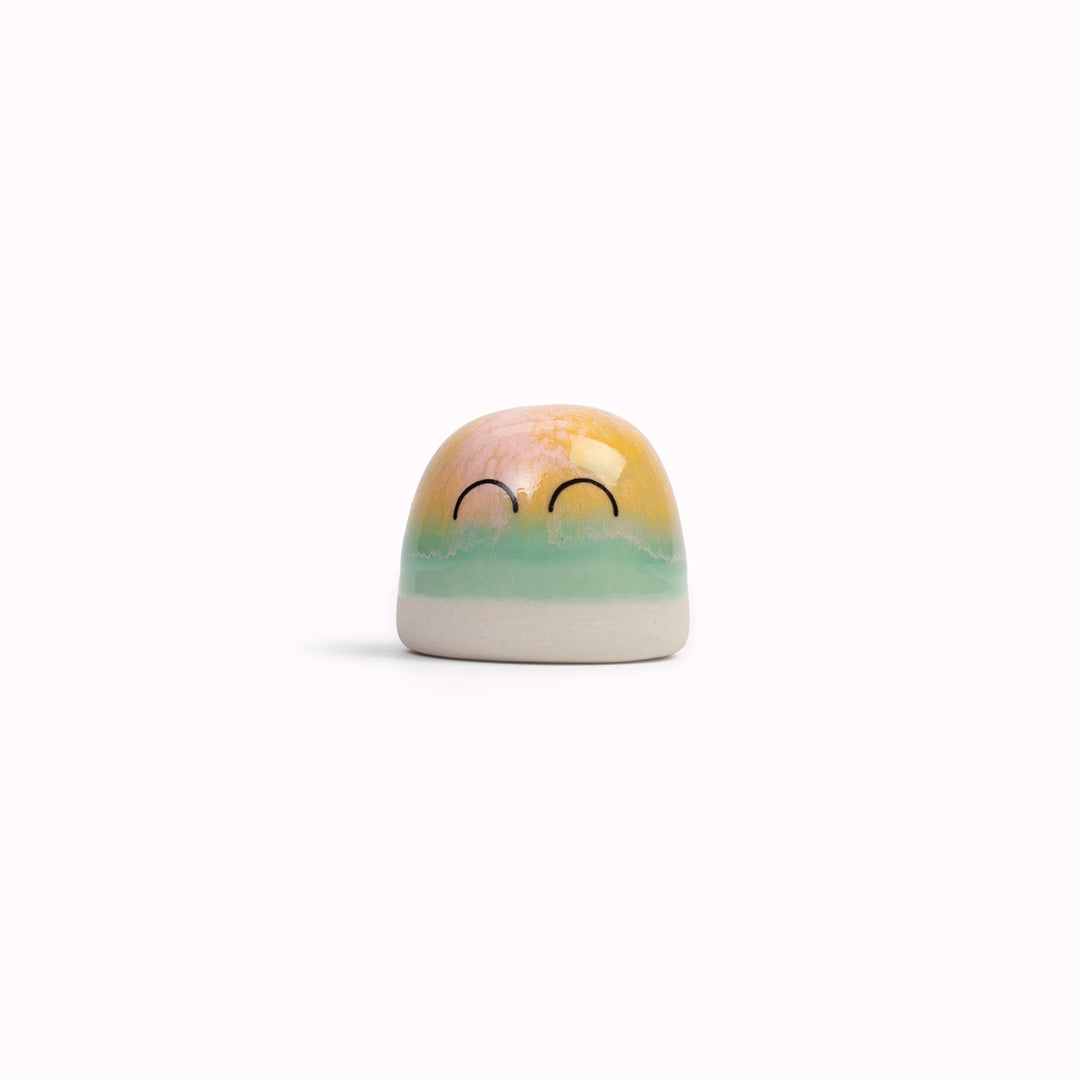 The smallest of the Arhoj decorative ornament figurine family, these tiny little cute dots still have all the personality of their larger siblings.
