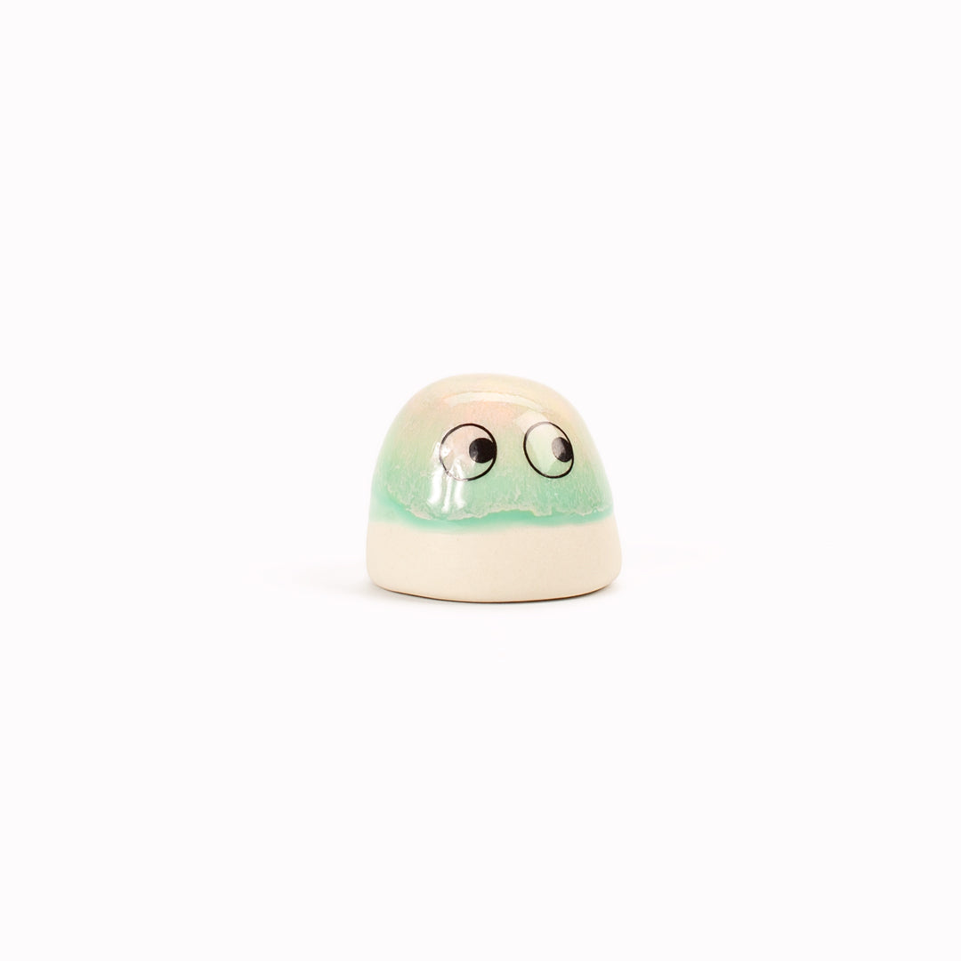 Familia Dot | Ceramic Figurine | Greens