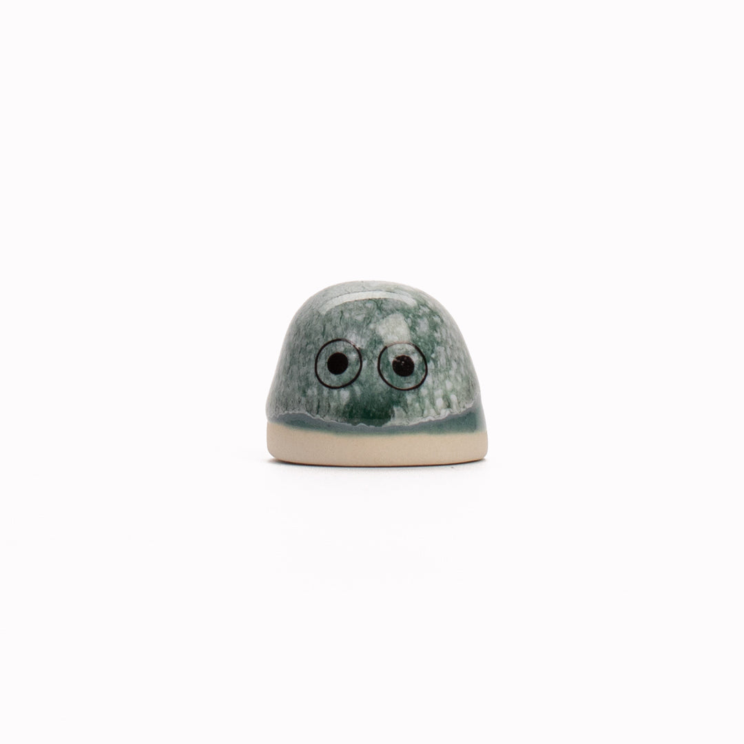 Familia Dot | Ceramic Figurine | Greens