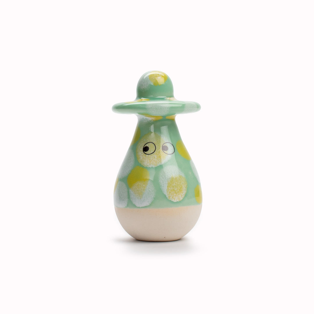 The adorable Washi provides a contemporary ornamental colour punch and personality to your home décor.