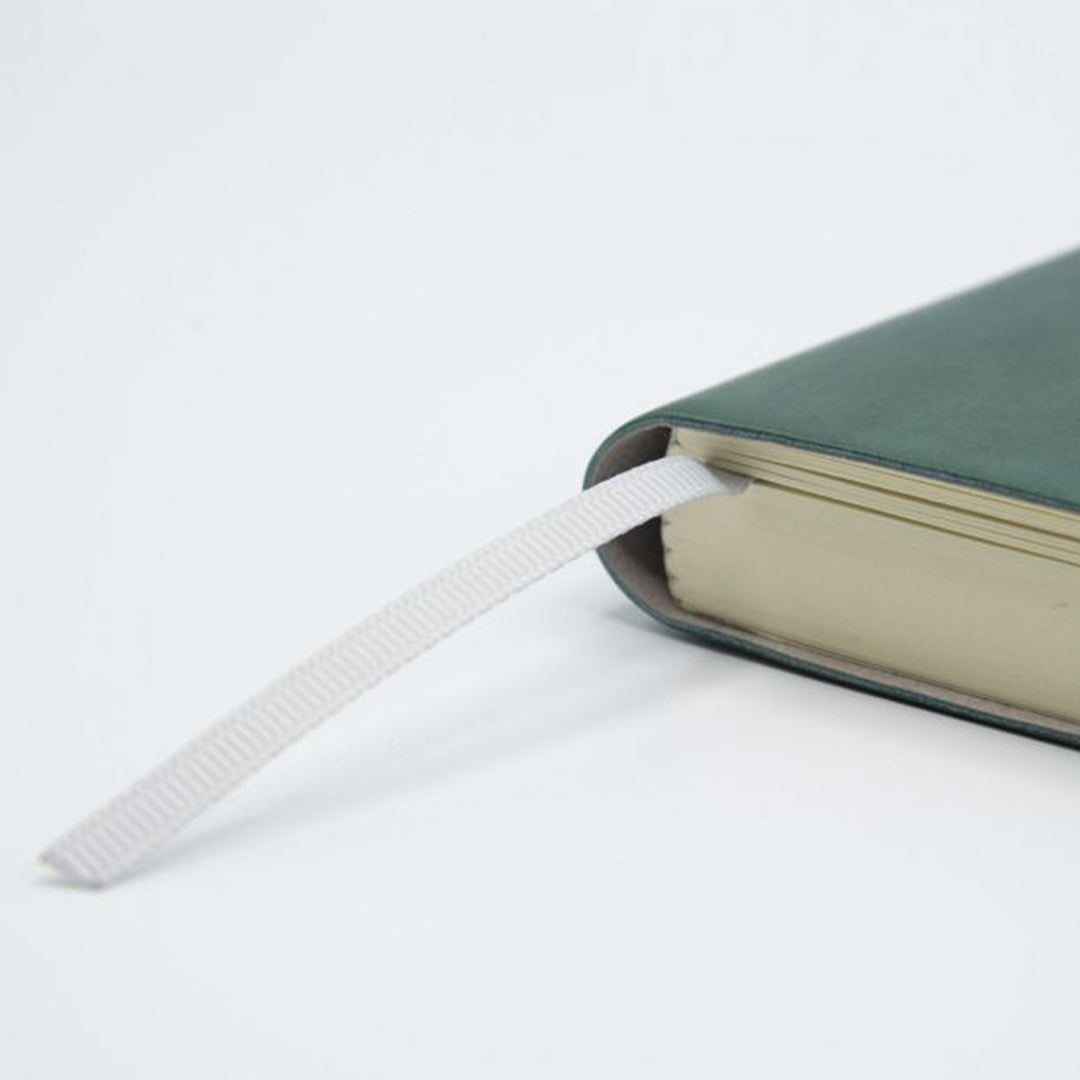 Bookmark Detail, Green Classic Notebook from Ciak | A5 with elastic closure