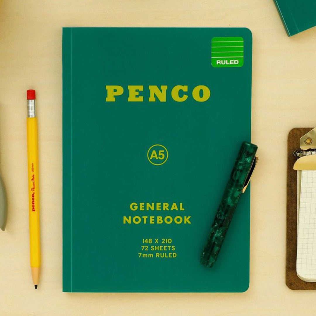 Green Hightide Penco General Notebook A5 with ruled pages is a retro American style notebook with a touch of Japanese design.&nbsp;