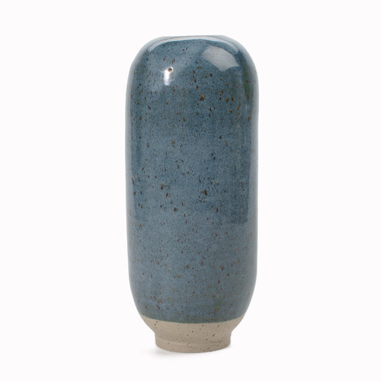 Yuki Hand-thrown Stoneware Vase | Guadeloupe