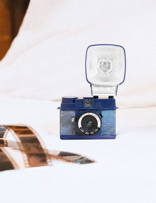Half-Frame Lomourette Camera & Flash | Water Lilies Edition