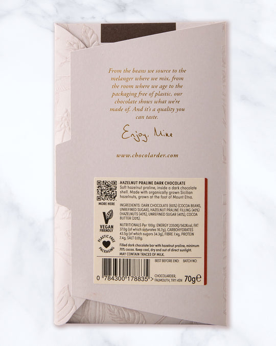Comforting, rich and deeply nutty. Single Origin Indonesian 70% dark chocolate with smooth Italian hazelnut praline filling.