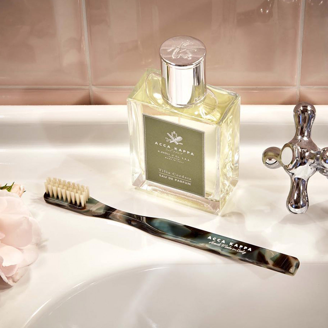 Historical Toothbrush | Havana + Green | Medium Bristles