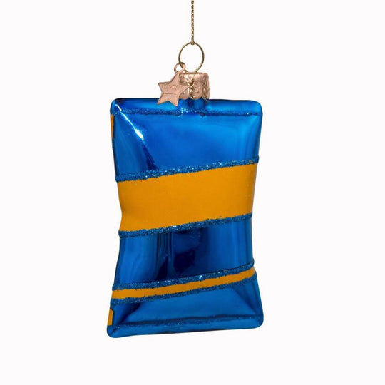 Inject some sparkly fun into your Christmas tree with this hand painted and mouth blown glass Hot flavour Potato Chips&nbsp;ornamental Christmas tree decoration by Vondels.
