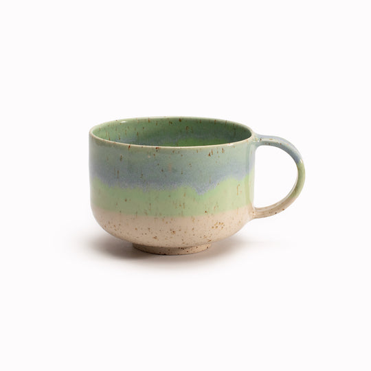 The Hummingbird Egg Mion Mug is a large thick glazed stoneware mug, ideal for hot chocolate, soup, long lattes or anyone that likes a BIG cuppa in the morning.