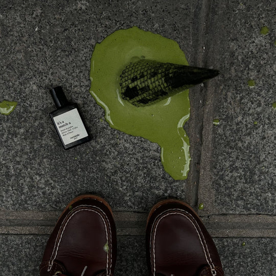 In essence, the fragrance captures the sensory experience of a frothy green tea served alongside a generously filled brunch table. 15ml Roll On.