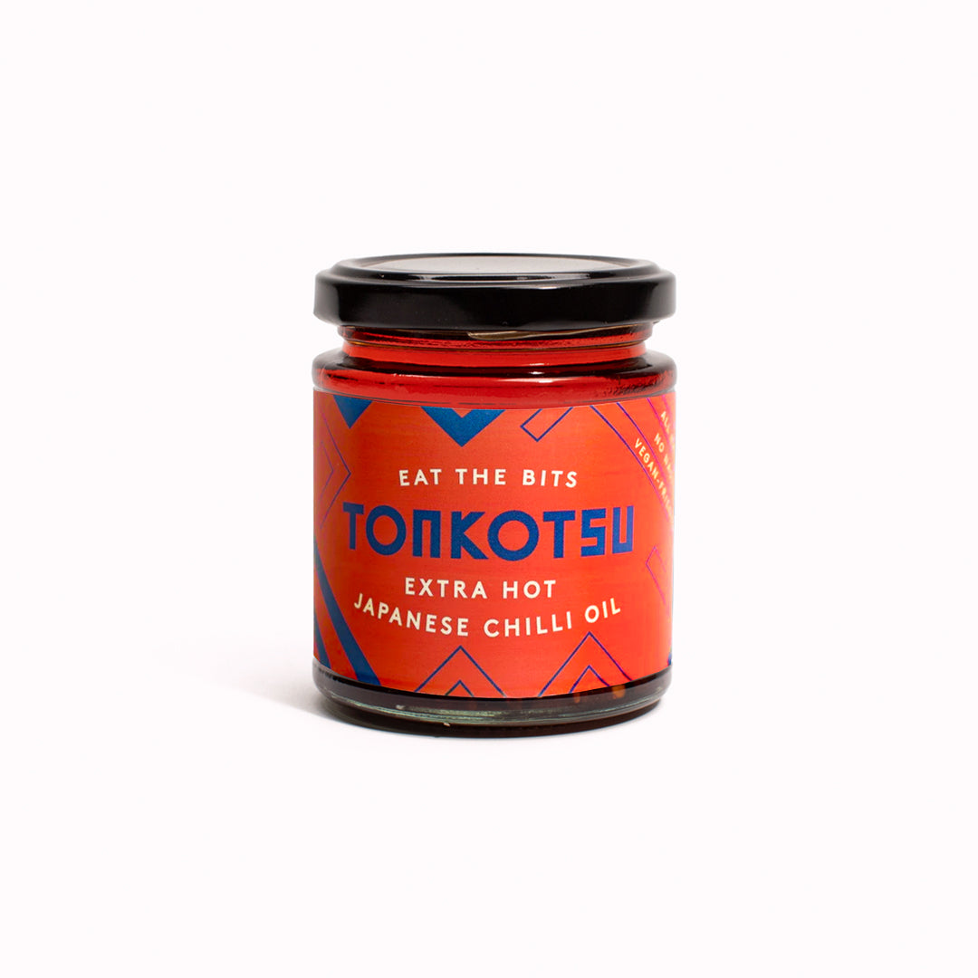 This is the extra hot version of the Tongotsu Japanese chilli oil. Full of natural umami goodness is a blend of rapeseed oil, d’Arbol chilli flakes and shichimi togarashi (a Japanese spice mix) and is given a further flavour boost with the addition of red miso, garlic, onion, sesame seeds and sesame oil.