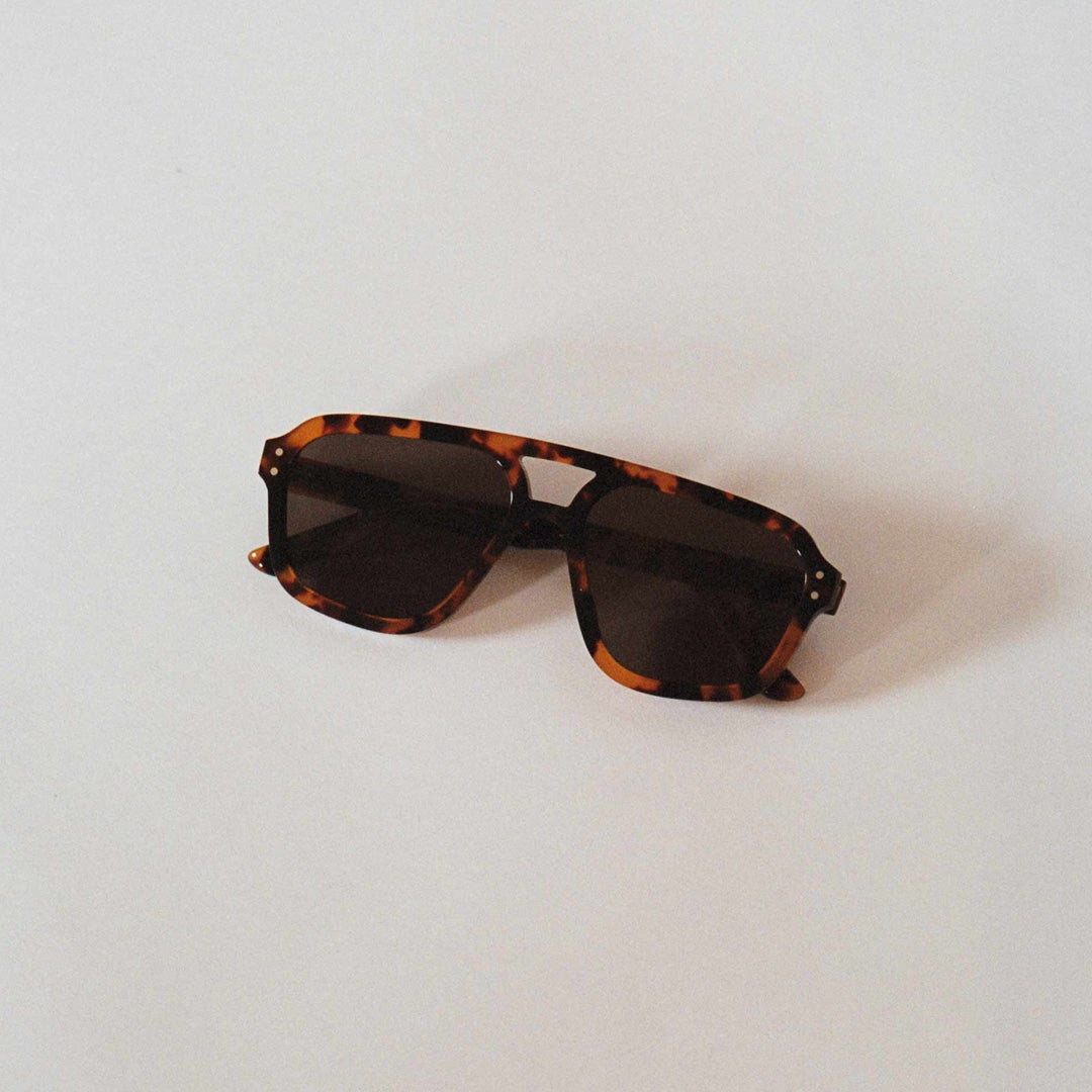 Retro, vintage 1970's style large aviator style tortoise shell framed sunglasses with a solid grey lens colour, from Swedish cult fashion brand, Monokel. The Jet are designed to be unisex and ideal for most face shapes and sizes.