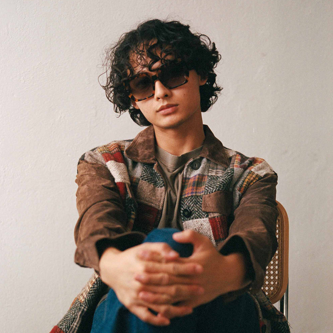 The Kaia features an oversized design with a vintage-inspired look, making it one of the more playful options in the Monokel Eyewear collection. It is carefully made, combining square lenses with thick, prominent frames.