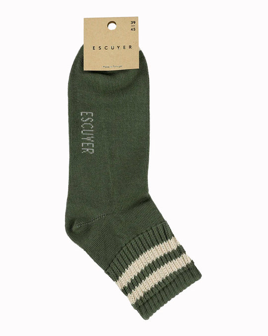 Ankle-length crew socks in khaki green with ecru stripes. A short retro / vintage inspired style for the warmer months of the year.&nbsp;