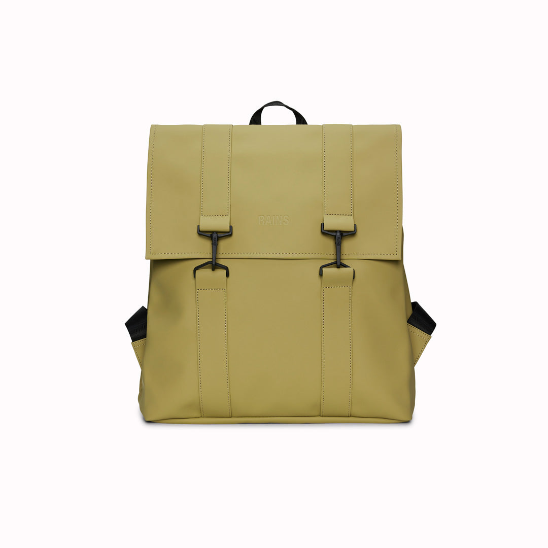 Rains' MSN Bag W3 is their interpretation of the classic school backpack, reimagined for commuters. A minimal silhouette with dual strap and carabiner closure. Made from Rains’ signature waterproof fabric, with an internal laptop pocket and a roomy main compartment.