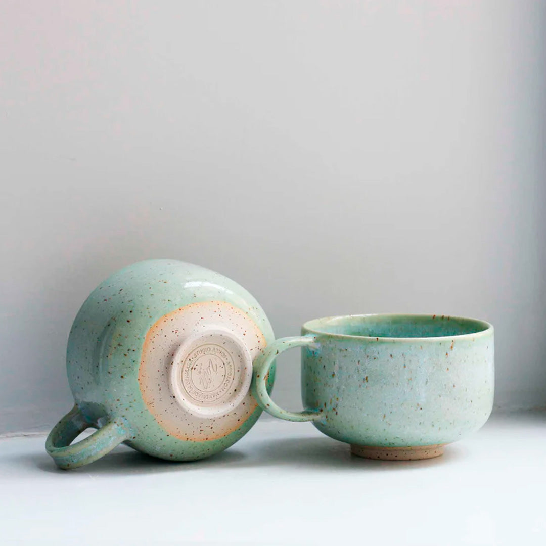 The Lost Penny Mion Mug is a large thick glazed stoneware mug, ideal for hot chocolate, soup, long lattes or anyone that likes a BIG cuppa in the morning.