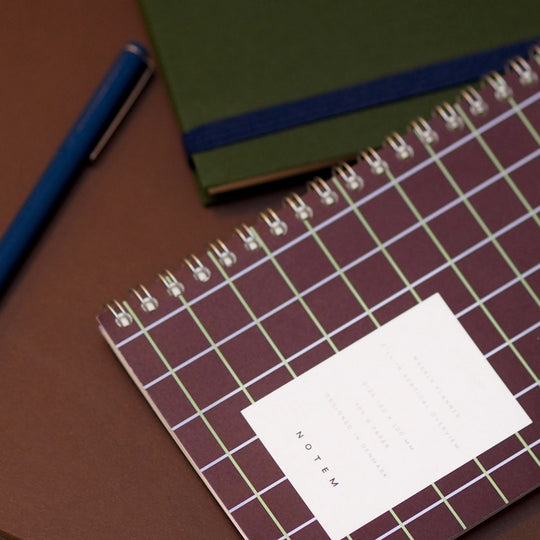 Notem's Luca undated Weekly Planner+Notebook is an undated planner designed with function and aesthetics in mind.