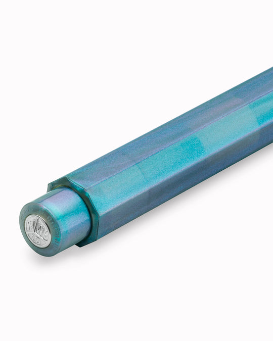 It's perfect for sketching ideas and drawing. Thanks to the push-button mechanism, the lead always stays precise