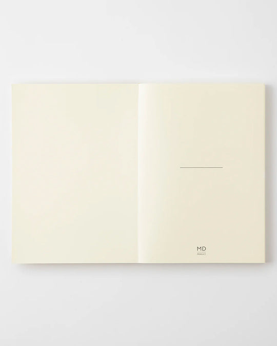 MD Paper epitomises the subtlety, elegance and simplicity of design of good Japanese stationery, concentrating on the quality of material over branding or printed design.&nbsp;