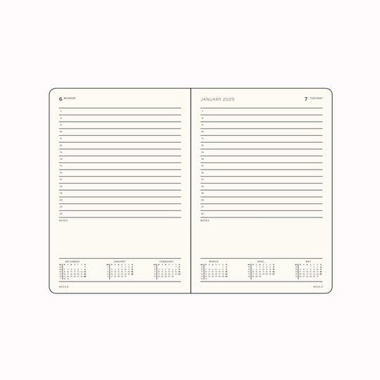 The Hardcover Medium Daily Planner 2025 from Leuchtturm1917 will help you keep track of even the most hectic schedule.