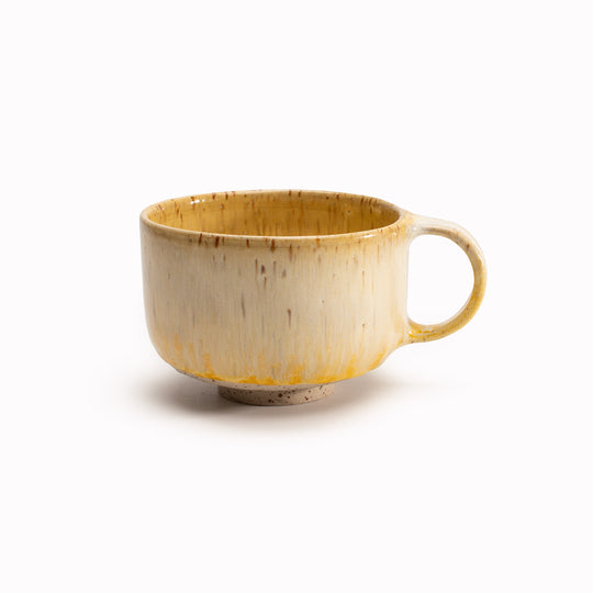 The Mion Mug is part of Studio Arhoj's Edo Series which is a mash up of Nordic/Japanese design influences. These mugs are not only functional, holding a generous amount of your favourite hot beverage, but also serve as a display piece in your kitchen and are far too nice to hide away in a cupboard.