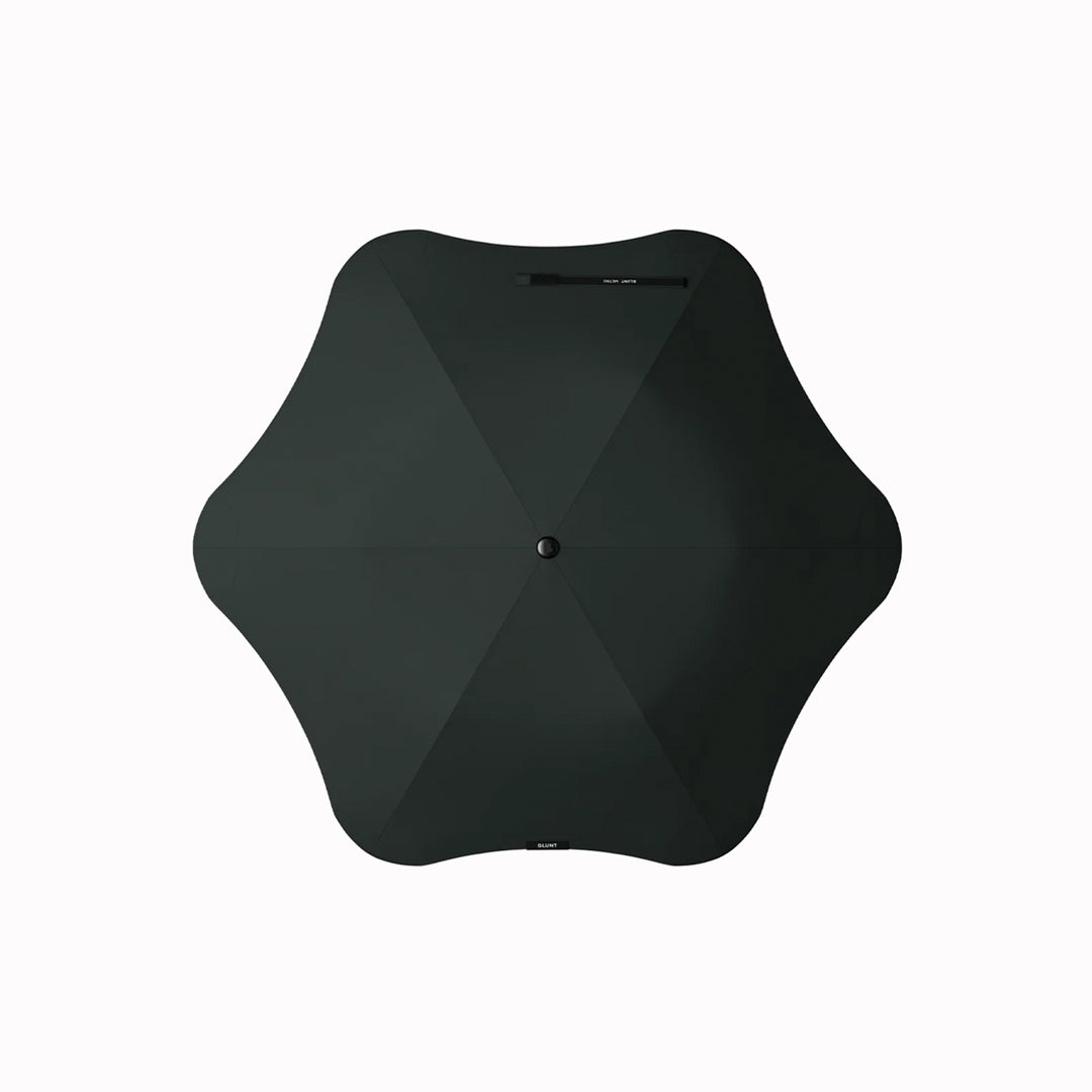 Crafted for portability and resilience, the Metro folding umbrella from Blunt is engineered to withstand challenging weather conditions.