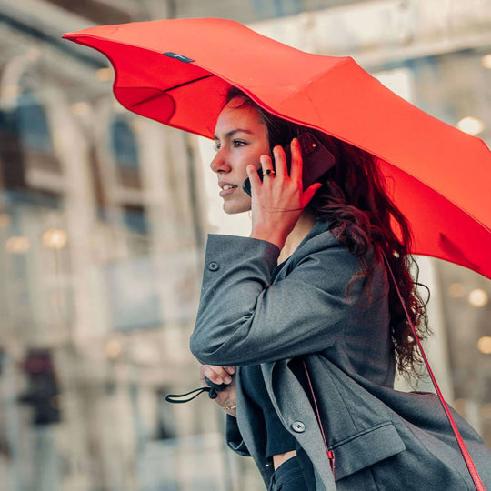 A Durable Compact Umbrella for All Weathers

Crafted for portability and resilience, the Metro folding umbrella from Blunt is engineered to withstand challenging weather conditions.