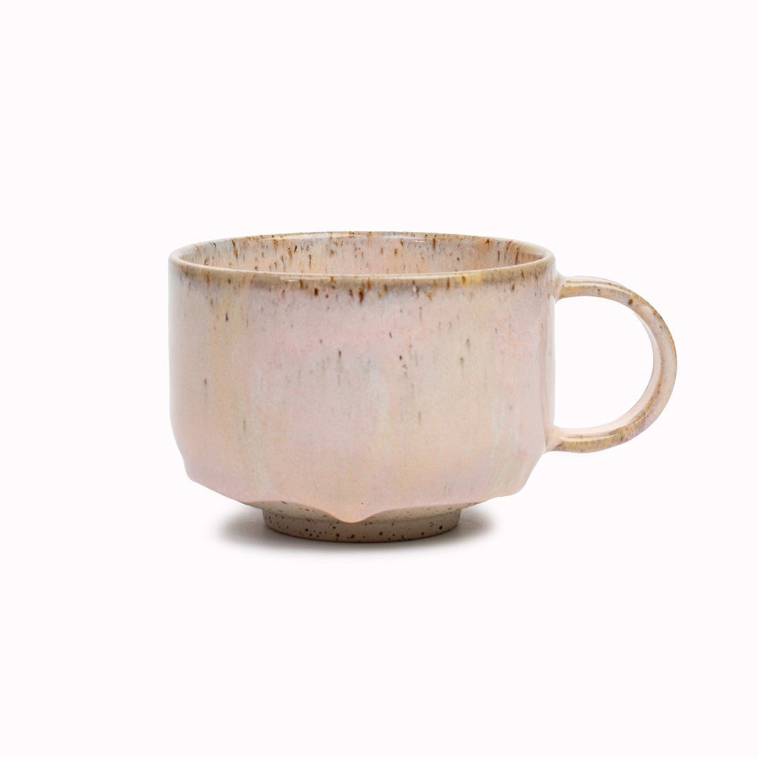The Milk Zephyr Mion Mug is a large thick glazed stoneware mug, ideal for hot chocolate, soup, long lattes or anyone that likes a BIG cuppa in the morning.