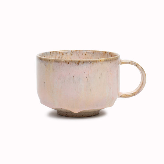 The Milk Zephyr Mion Mug is a large thick glazed stoneware mug, ideal for hot chocolate, soup, long lattes or anyone that likes a BIG cuppa in the morning.