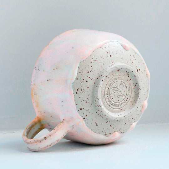 The Milk Zephyr Mion Mug is a large thick glazed stoneware mug, ideal for hot chocolate, soup, long lattes or anyone that likes a BIG cuppa in the morning.