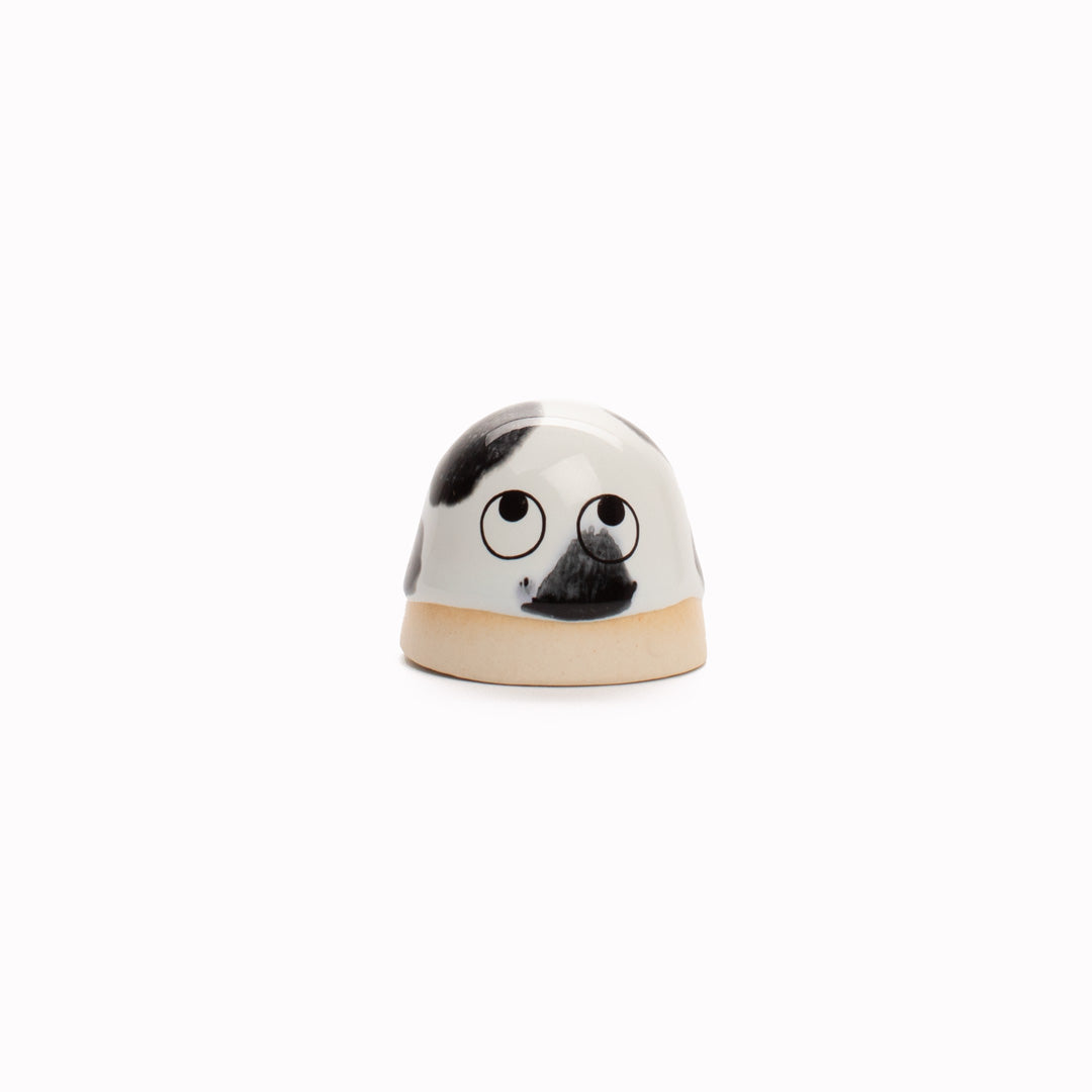 Familia Dot | Ceramic Figurine | Mono