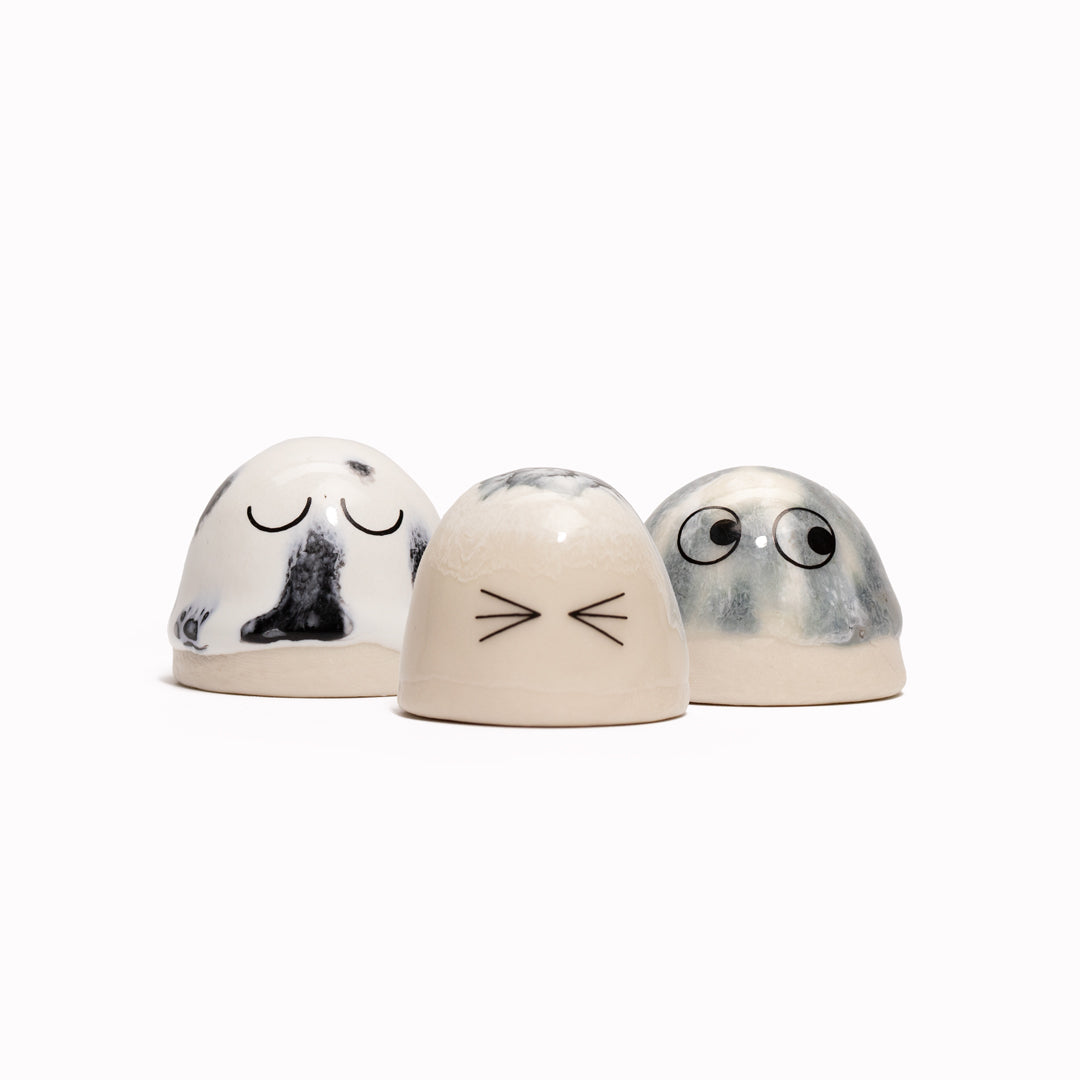 Arhoj Familia Dot | Ceramic Figurine | Mono